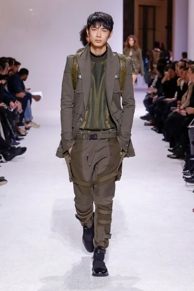Look 22